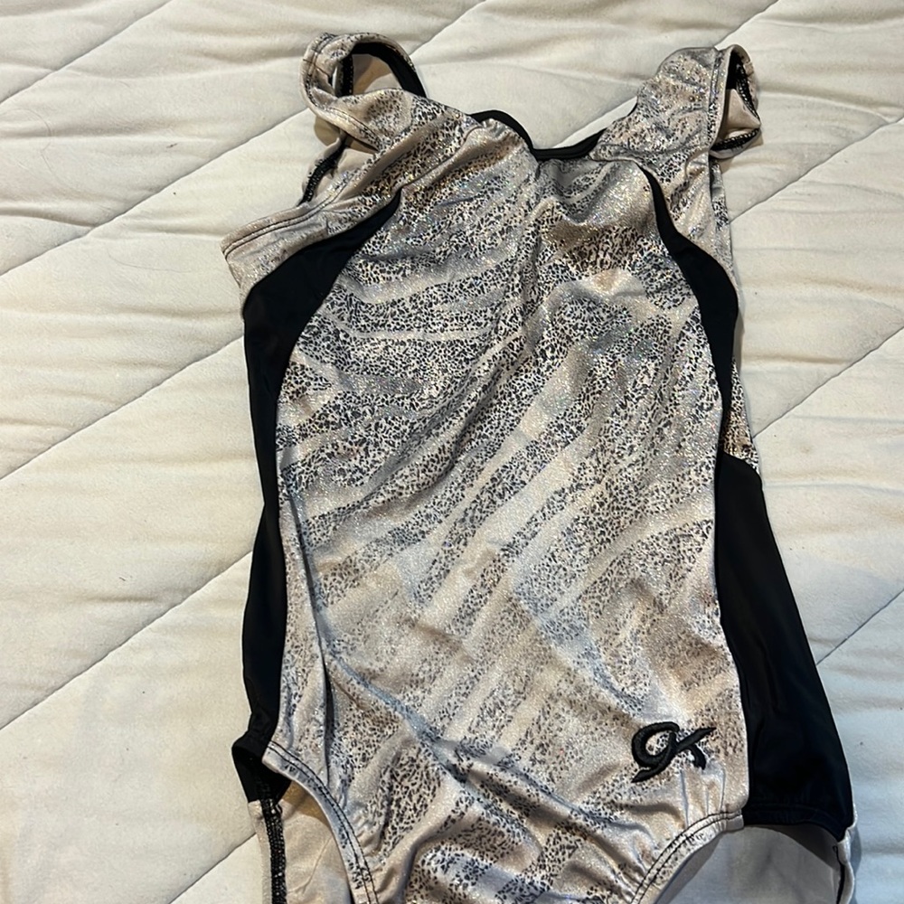 Gymnastics Leo